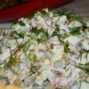 Рецепт приготовления вкусного Салата из свиных ушек с зеленым горошком